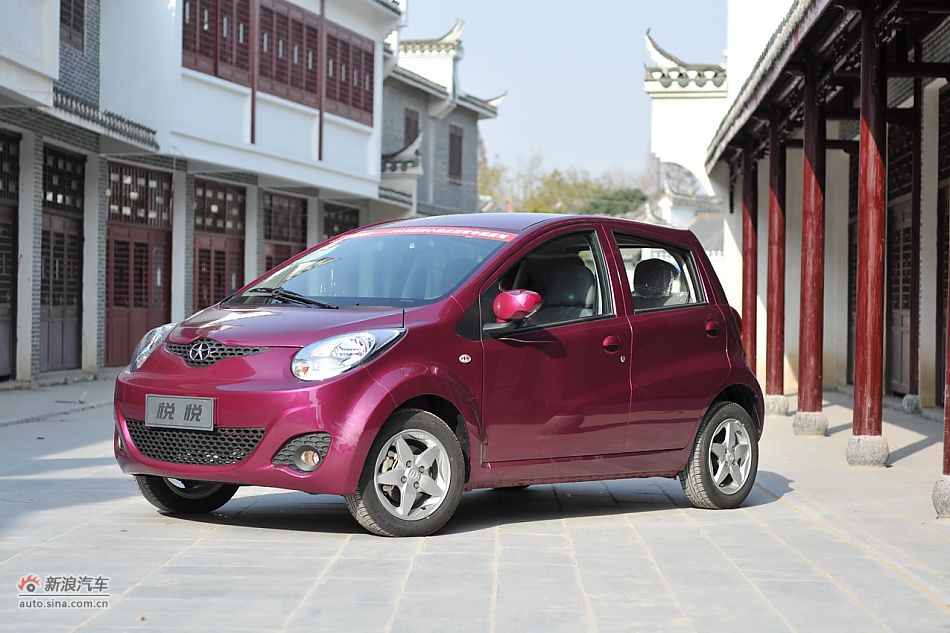 2011款悦悦整车实拍