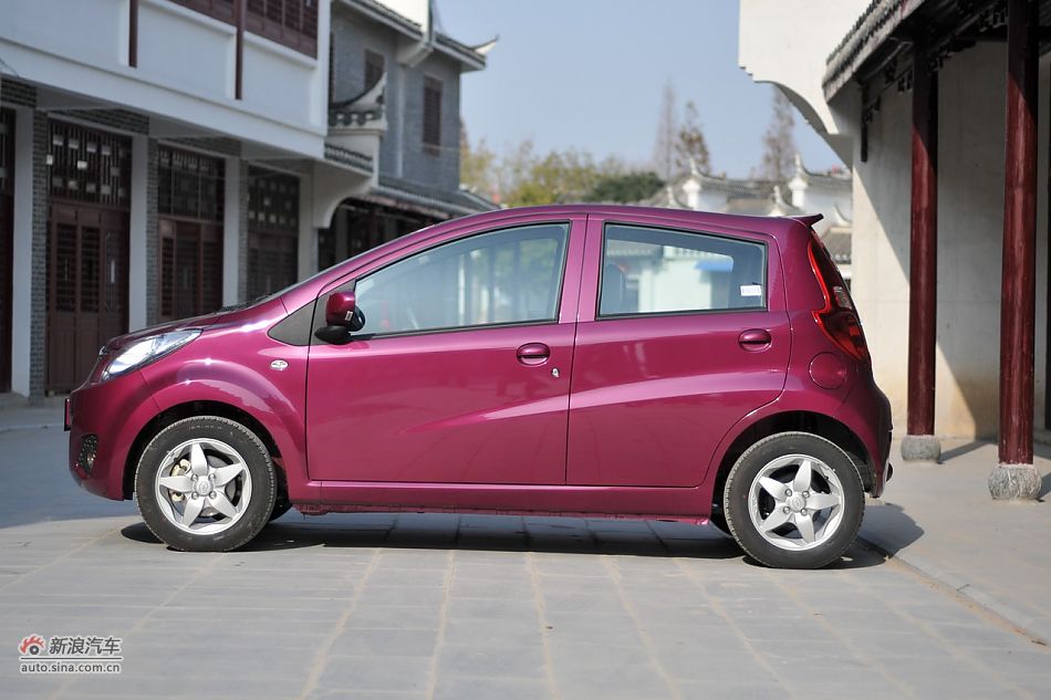 2011款悦悦整车实拍