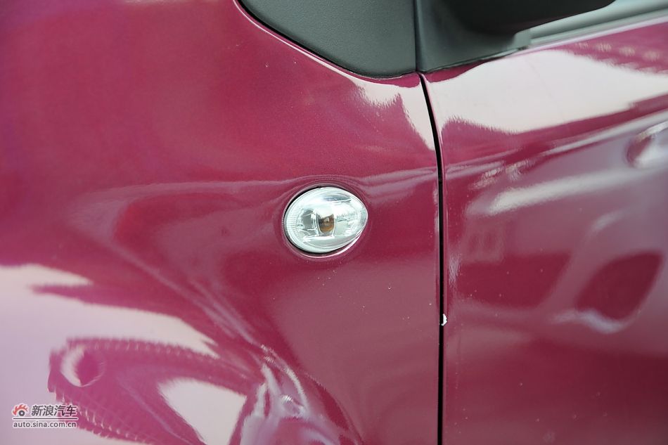 2011款悦悦车辆外部细节