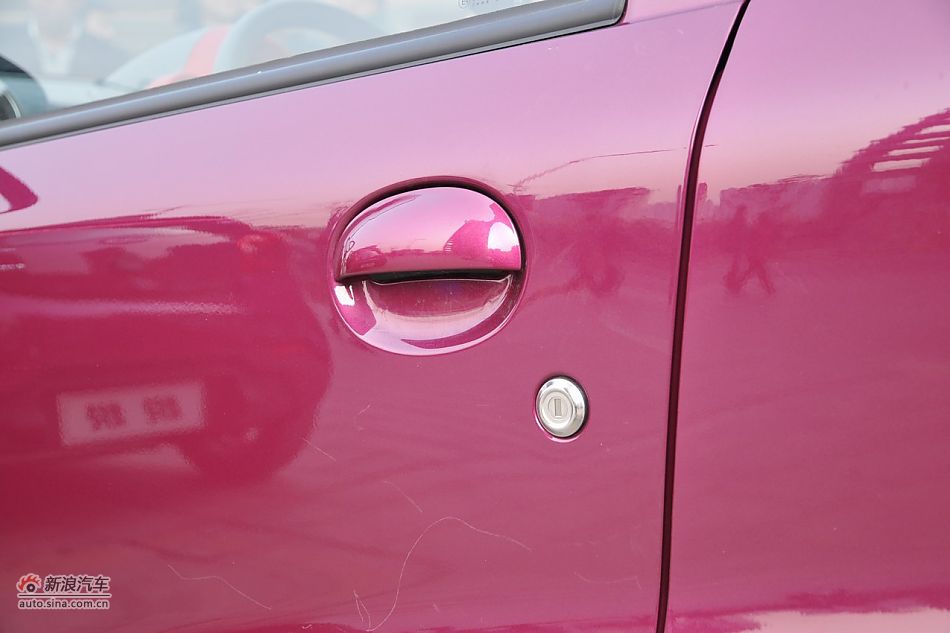 2011款悦悦车辆外部细节