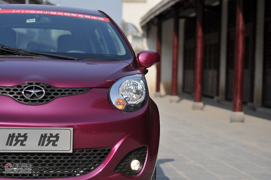 2011款悦悦车辆外部细节