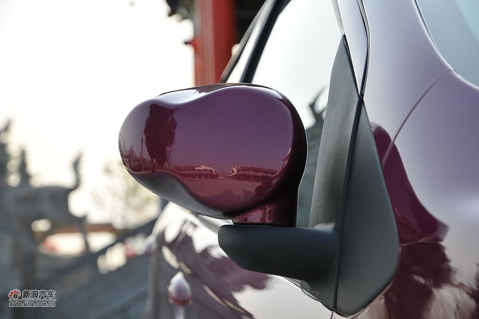 2011款悦悦车辆外部细节