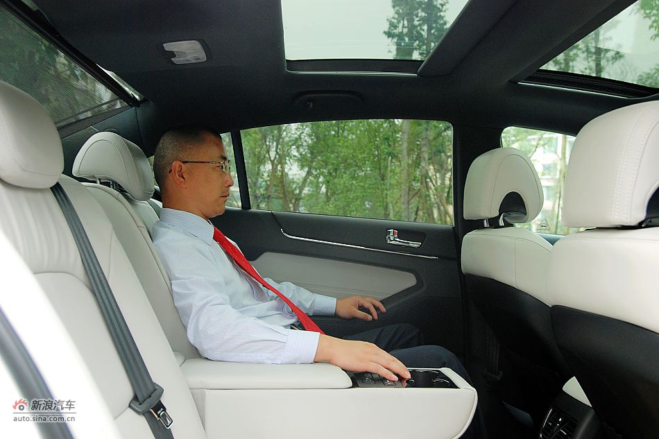 凯尊2.4L旗舰型其他