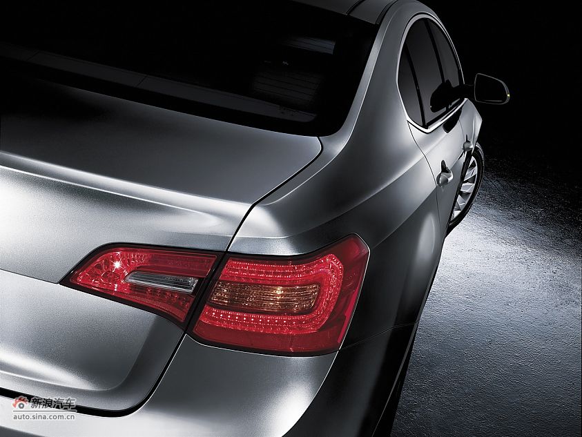 2010款起亚凯尊官图