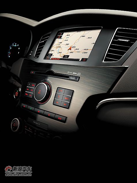 2010款起亚凯尊官图