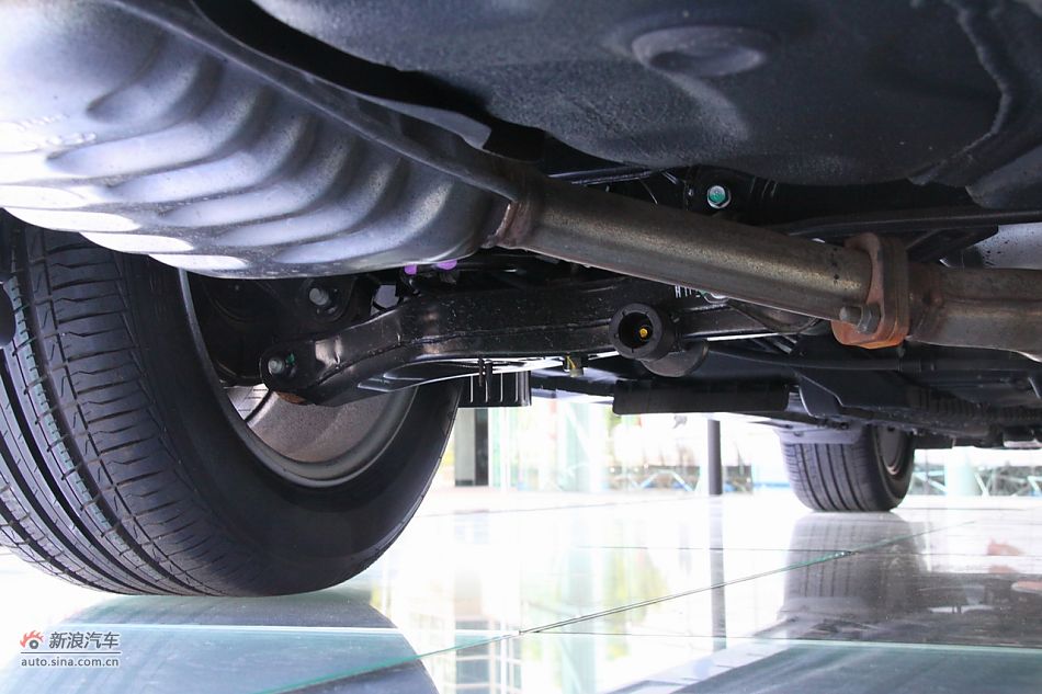 进口起亚凯尊上市现场图