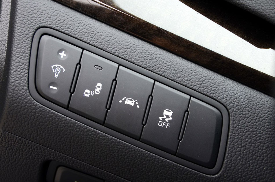 2013款凯尊2.4L 旗舰型 内饰