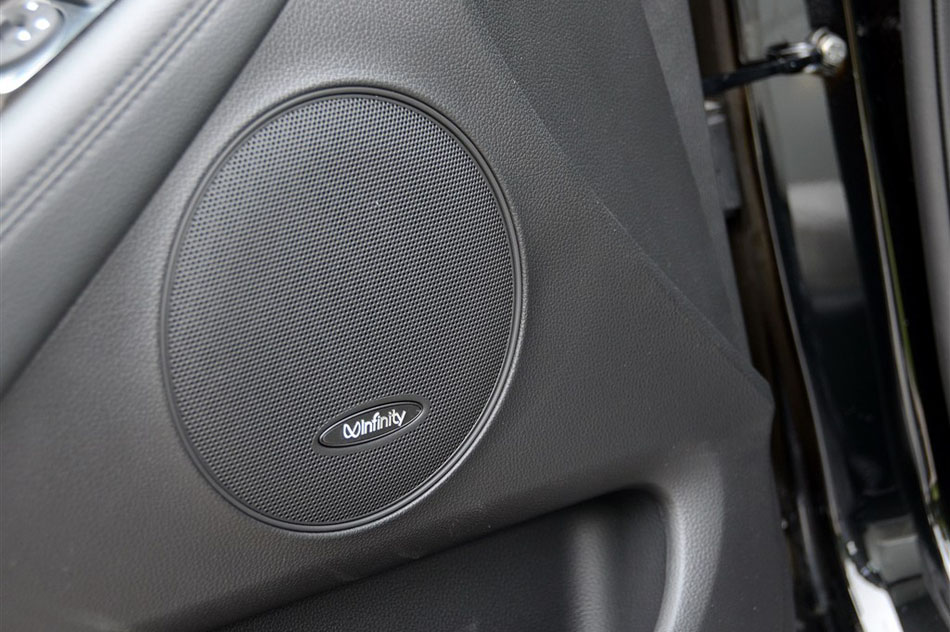 2013款凯尊2.4L 旗舰型 空间