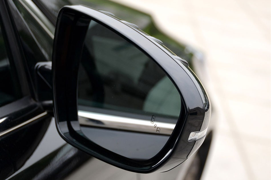 2013款凯尊2.4L 旗舰型 细节