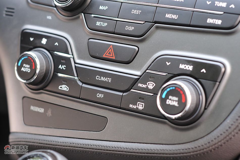 2011款东风悦达起亚K5