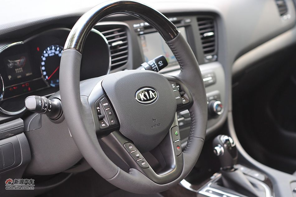 2011款东风悦达起亚K5