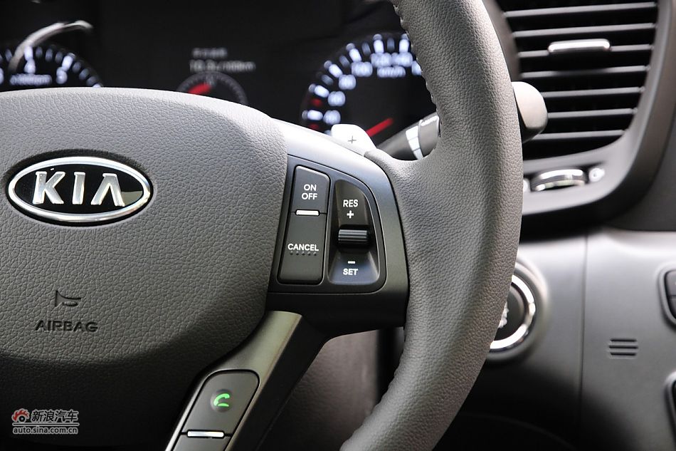 2011款东风悦达起亚K5