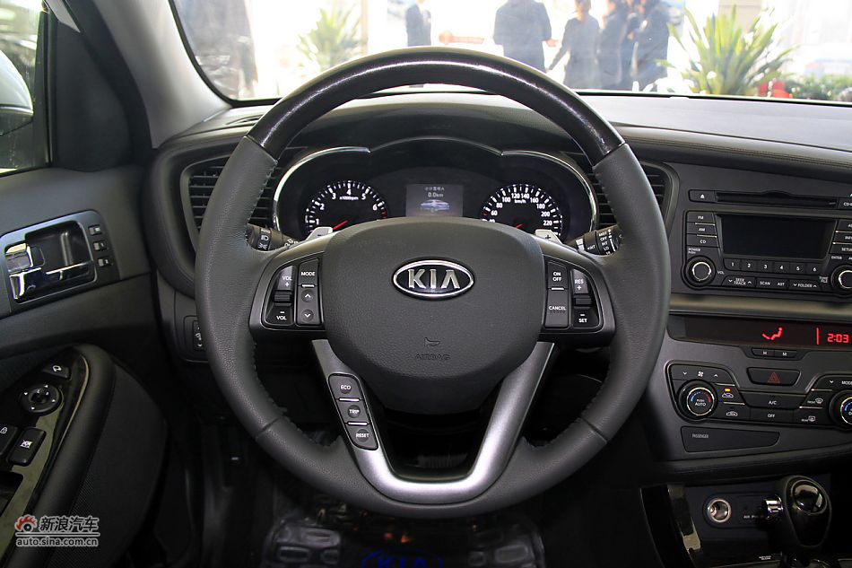 2011款起亚K5高清到店实拍