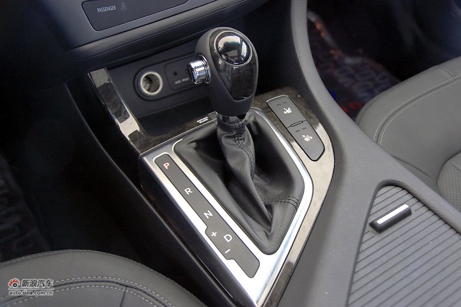 2011款起亚K5高清到店实拍