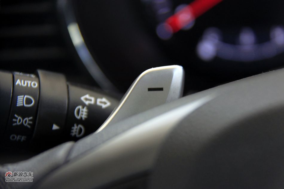 2011款起亚K5高清到店实拍