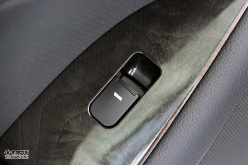 2011款起亚K5高清到店实拍