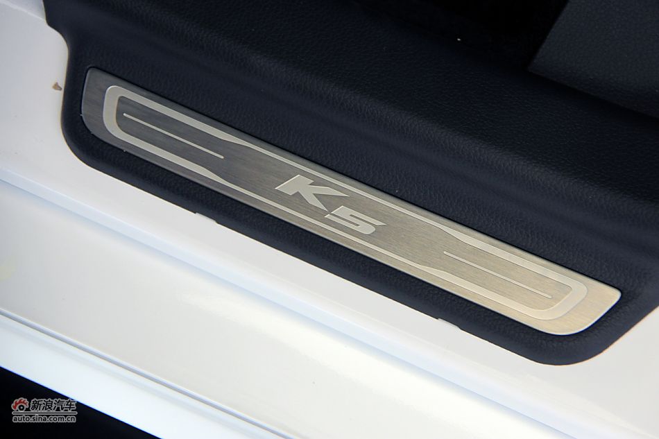 2011款起亚K5高清到店实拍