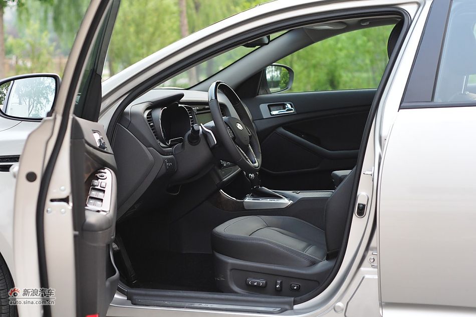 2011款东风悦达起亚K5