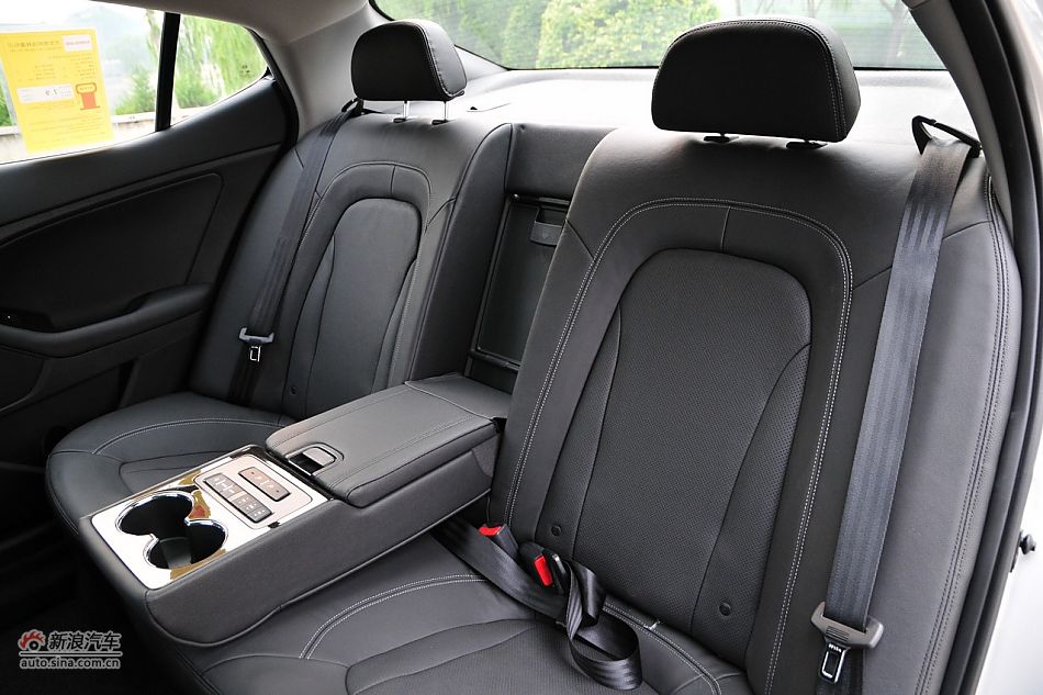 2011款东风悦达起亚K5