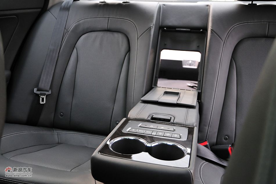 2011款东风悦达起亚K5