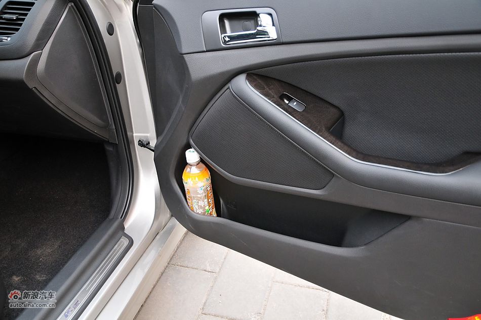 2011款东风悦达起亚K5