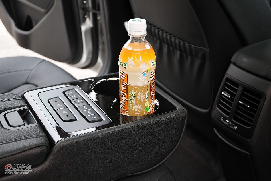 2011款东风悦达起亚K5