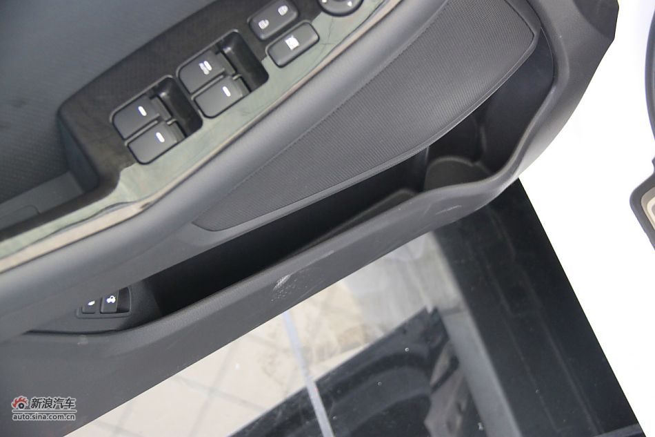 2011款起亚K5高清到店实拍