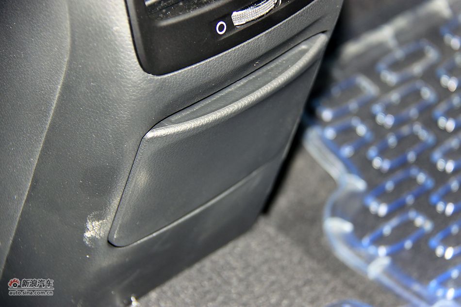 2011款起亚K5高清到店实拍