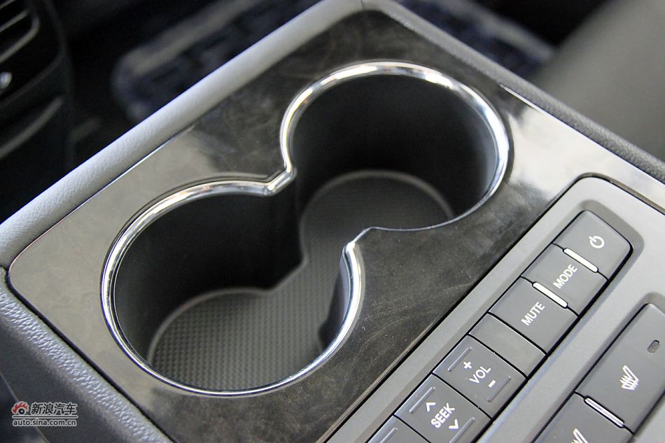 2011款起亚K5高清到店实拍