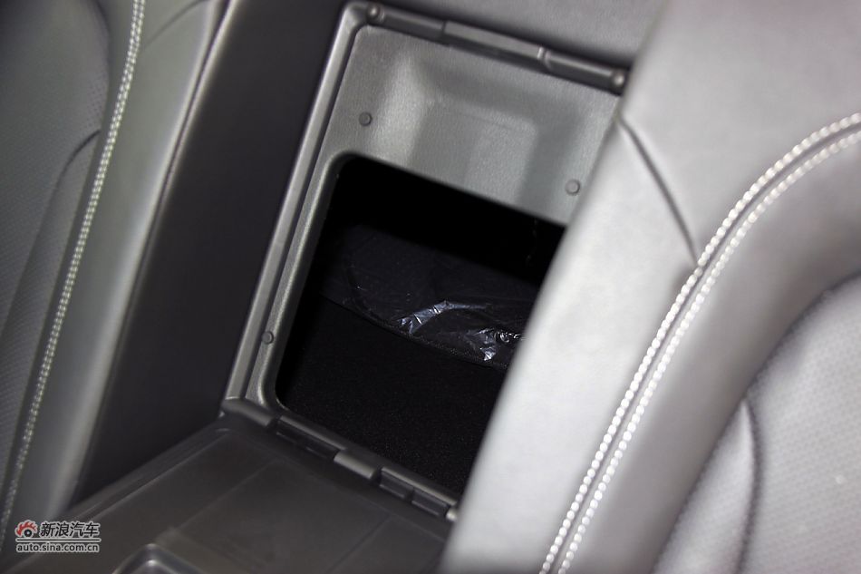 2011款起亚K5高清到店实拍