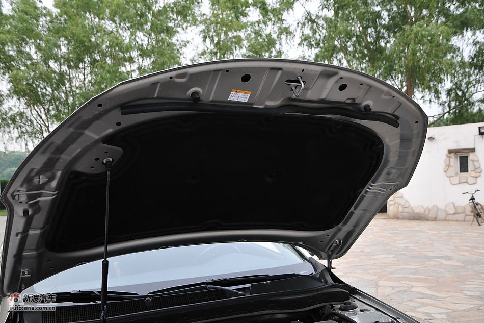 2011款东风悦达起亚K5