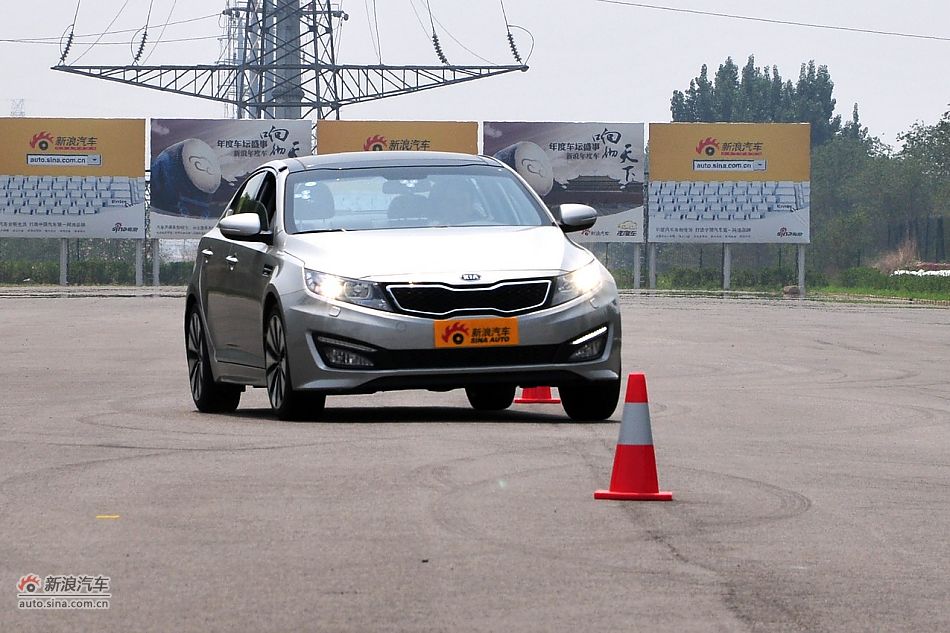 2011款东风悦达起亚K5