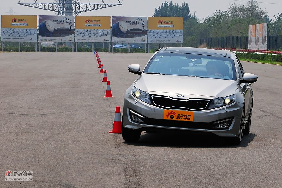 2011款东风悦达起亚K5