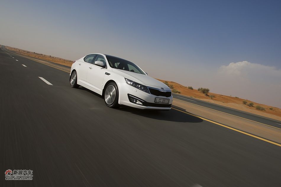 起亚K5试车实拍