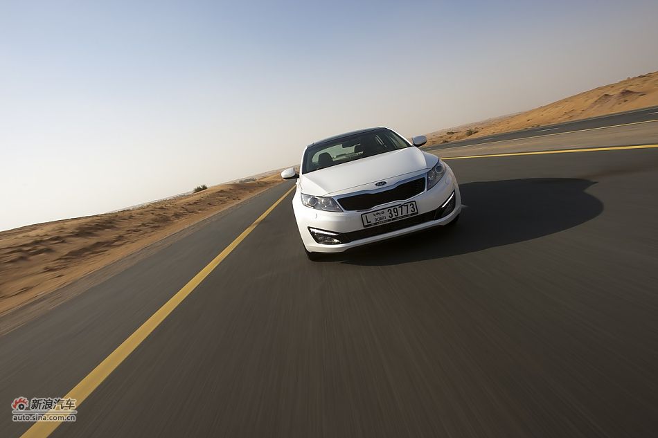 起亚K5试车实拍