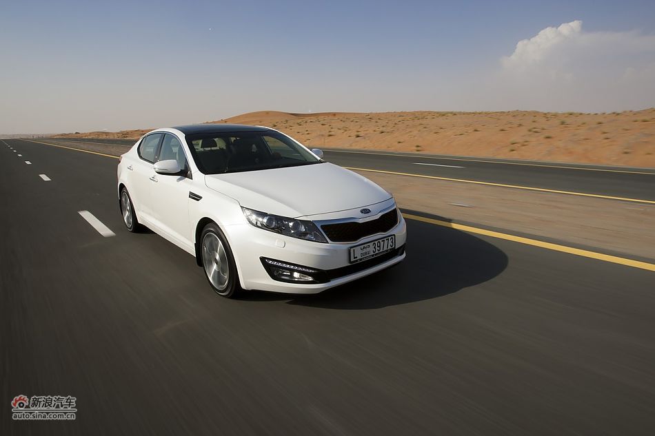 起亚K5试车实拍