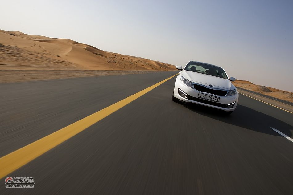 起亚K5试车实拍