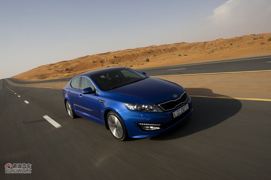 起亚K5试车实拍