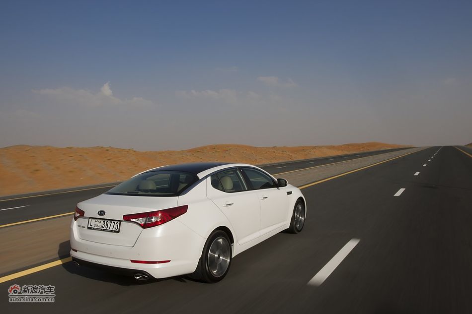 起亚K5试车实拍