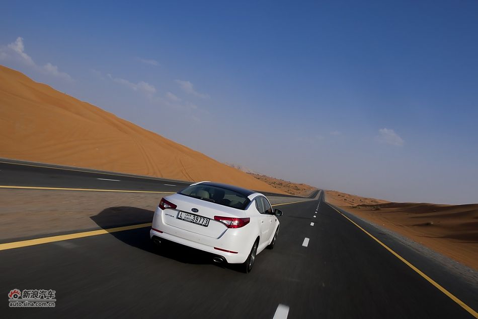 起亚K5试车实拍