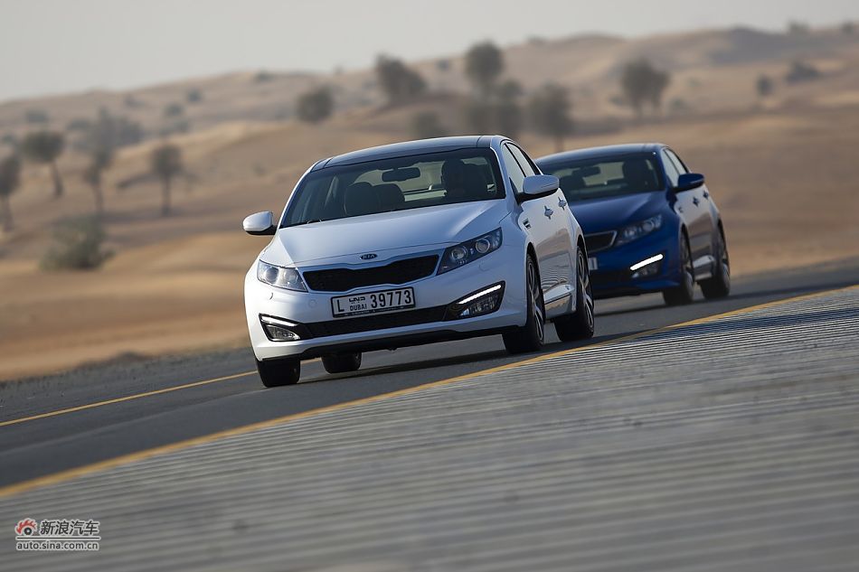 起亚K5试车实拍