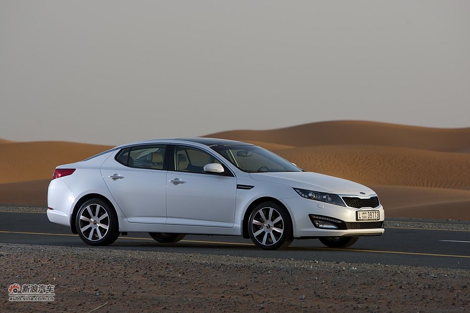 起亚K5试车实拍