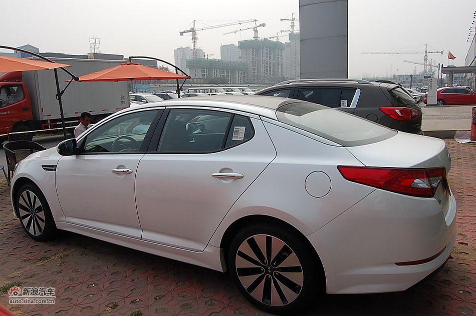 2011款东风悦达起亚K5