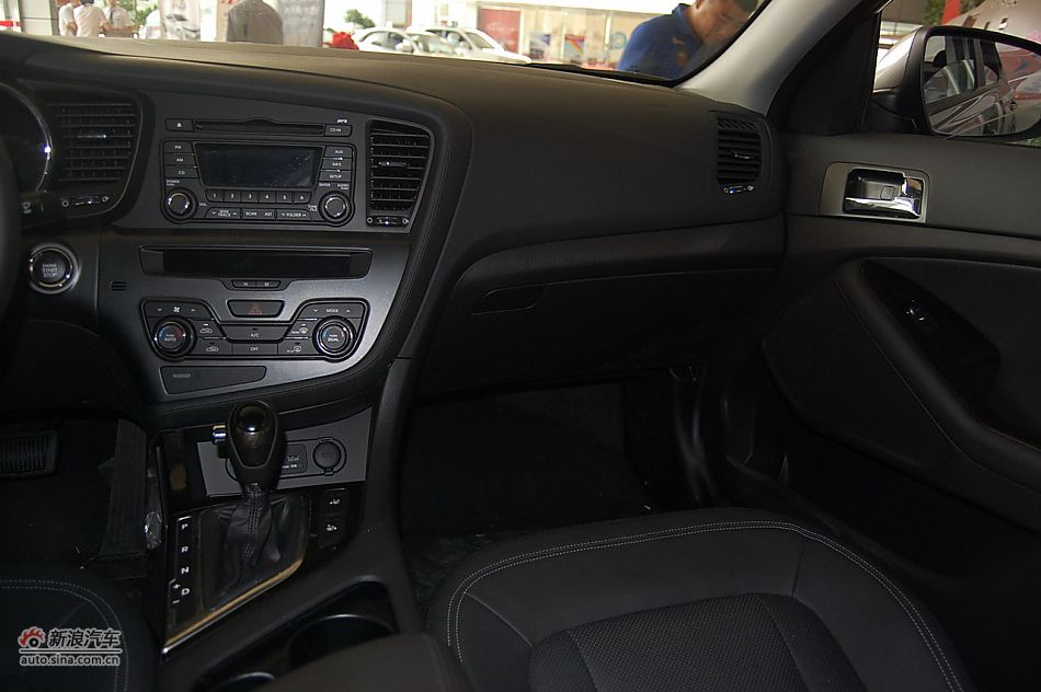 2011款东风悦达起亚K5