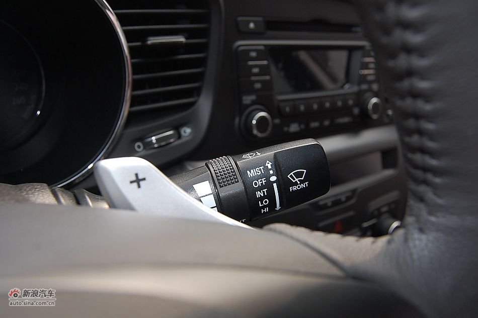 2011款东风悦达起亚K5