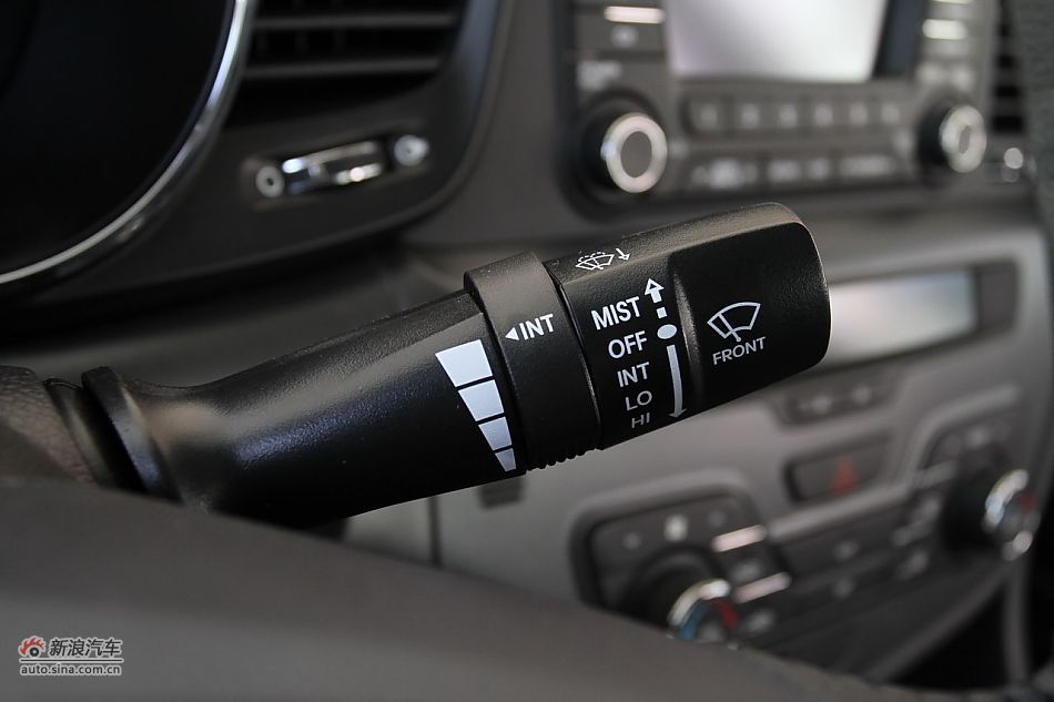 2011款东风悦达起亚K5