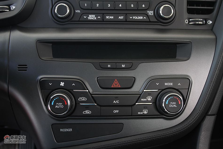 2011款东风悦达起亚K5