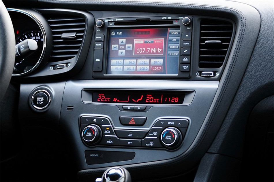 起亚K5 2012款 2.0L AT Premium 内饰