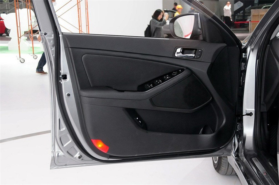 2014 2.0T AT Turbo οռ