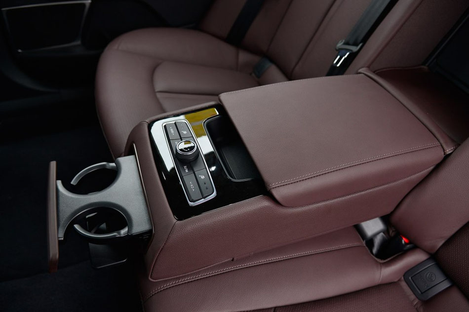 2016 1.6T ԶPREMIUM οռ